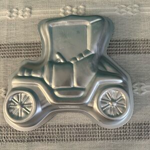 Wilton 1974 cake pan